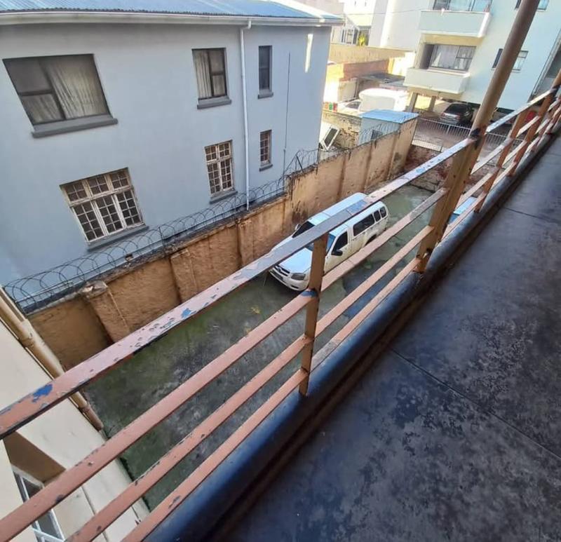 1 Bedroom Property for Sale in Port Elizabeth Central Eastern Cape